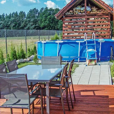 Feriehus Lovely In Izbica *